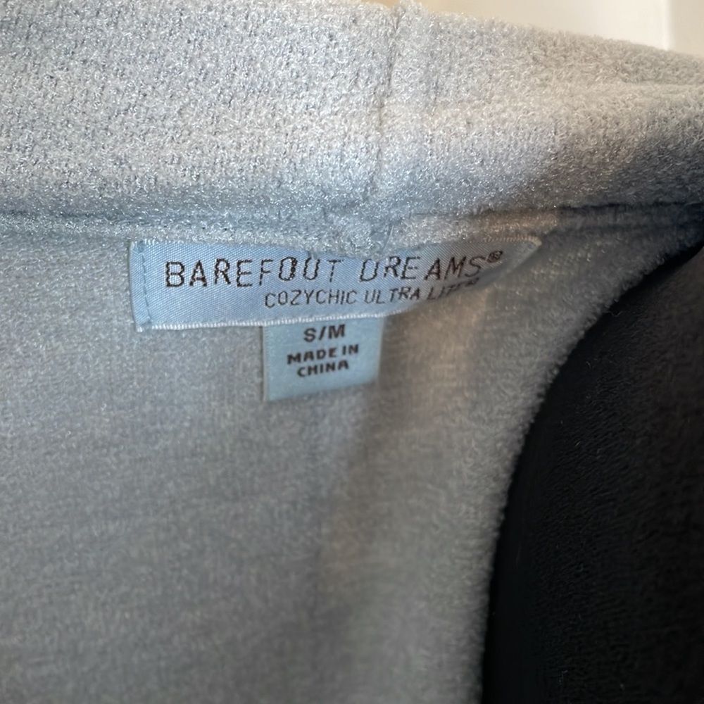 Barefoot dreams open front cardigan - Picture 6 of 7